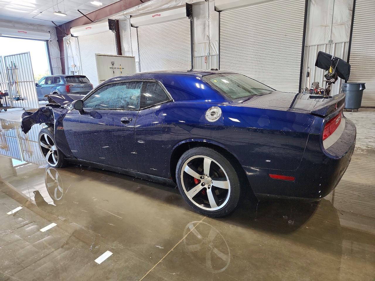 2013 Dodge Challenger Srt-8 - zdjęcie 2