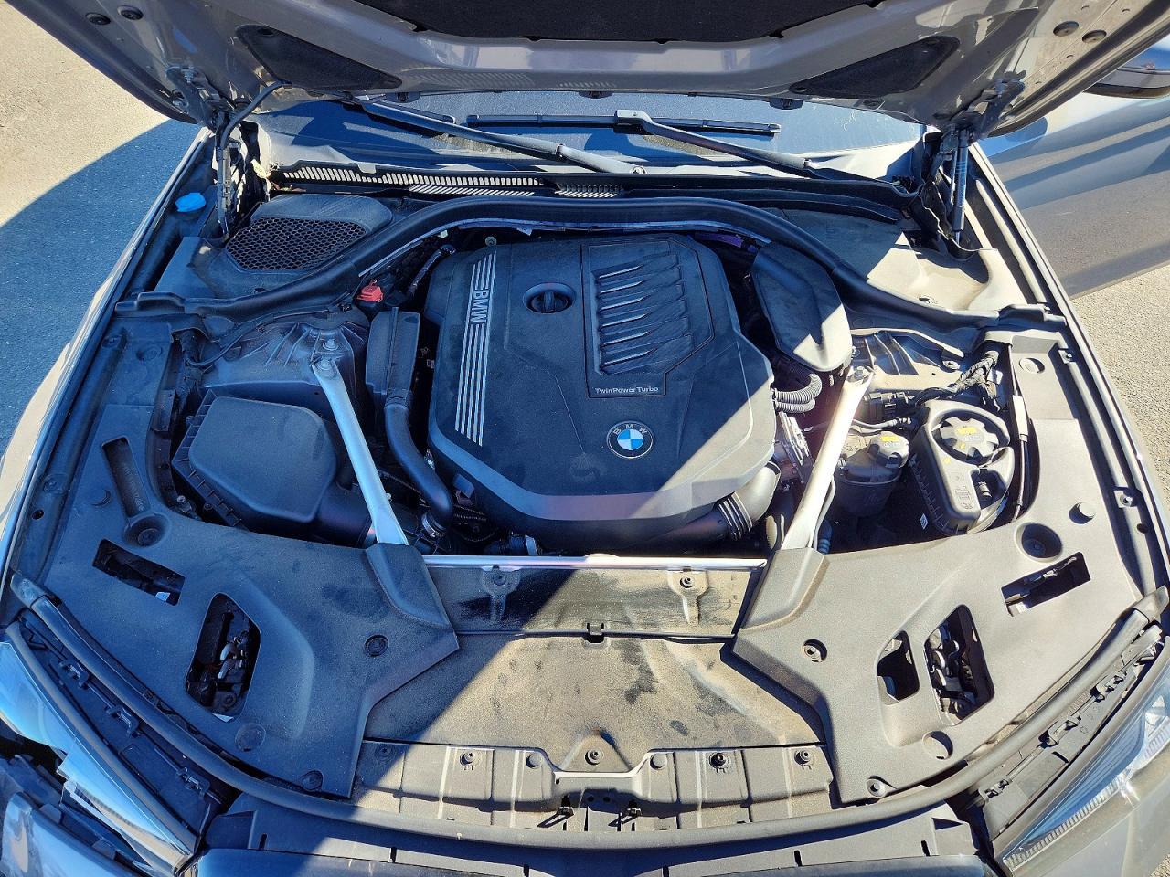2021 BMW Seria 5 540i - zdjęcie 11