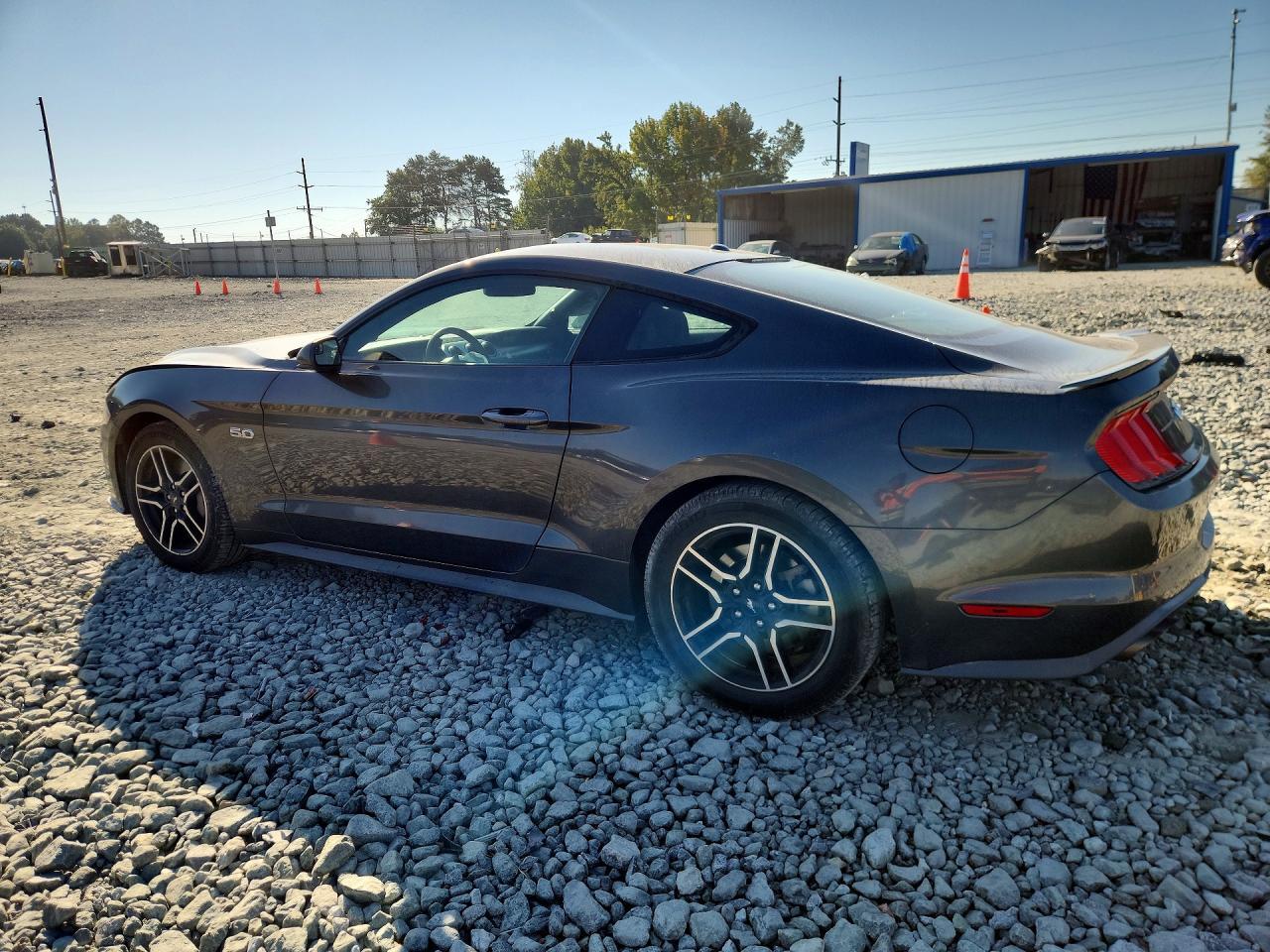 2019 Ford Mustang Gt - zdjęcie 2