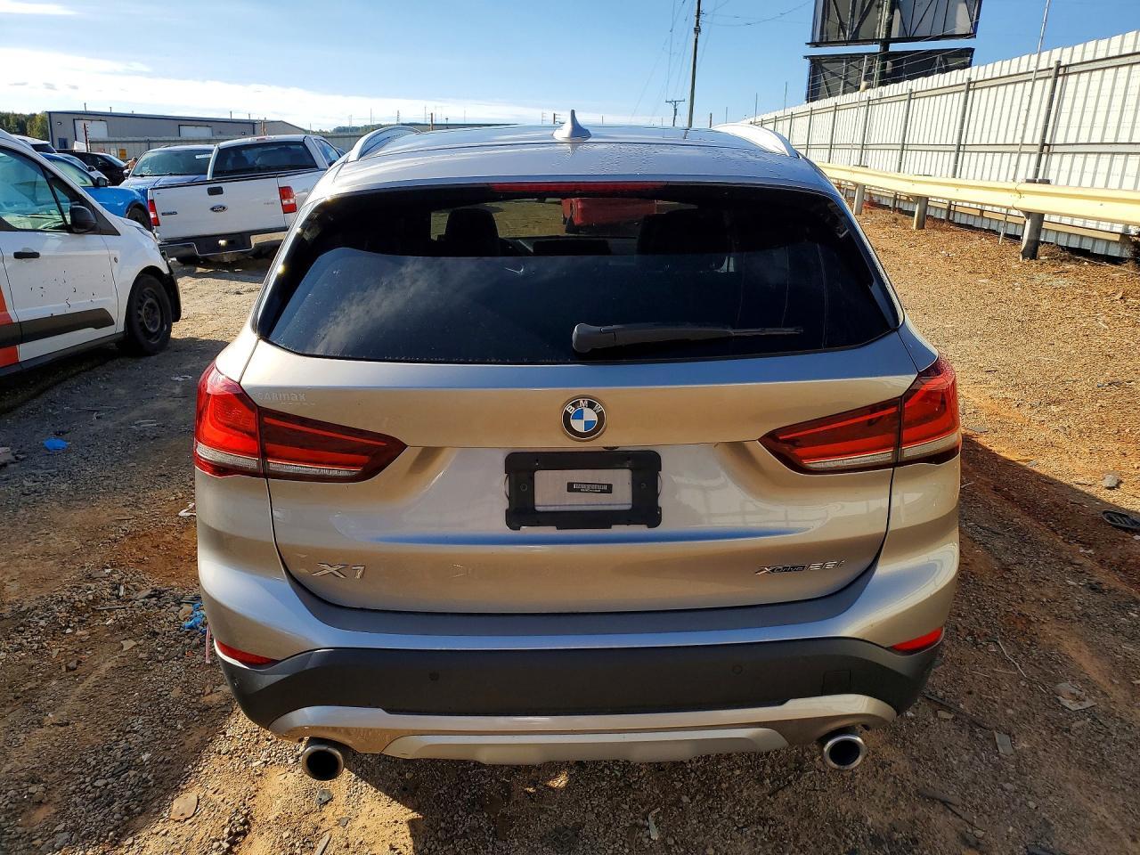 2021 BMW X1 xDrive28I - zdjęcie 6