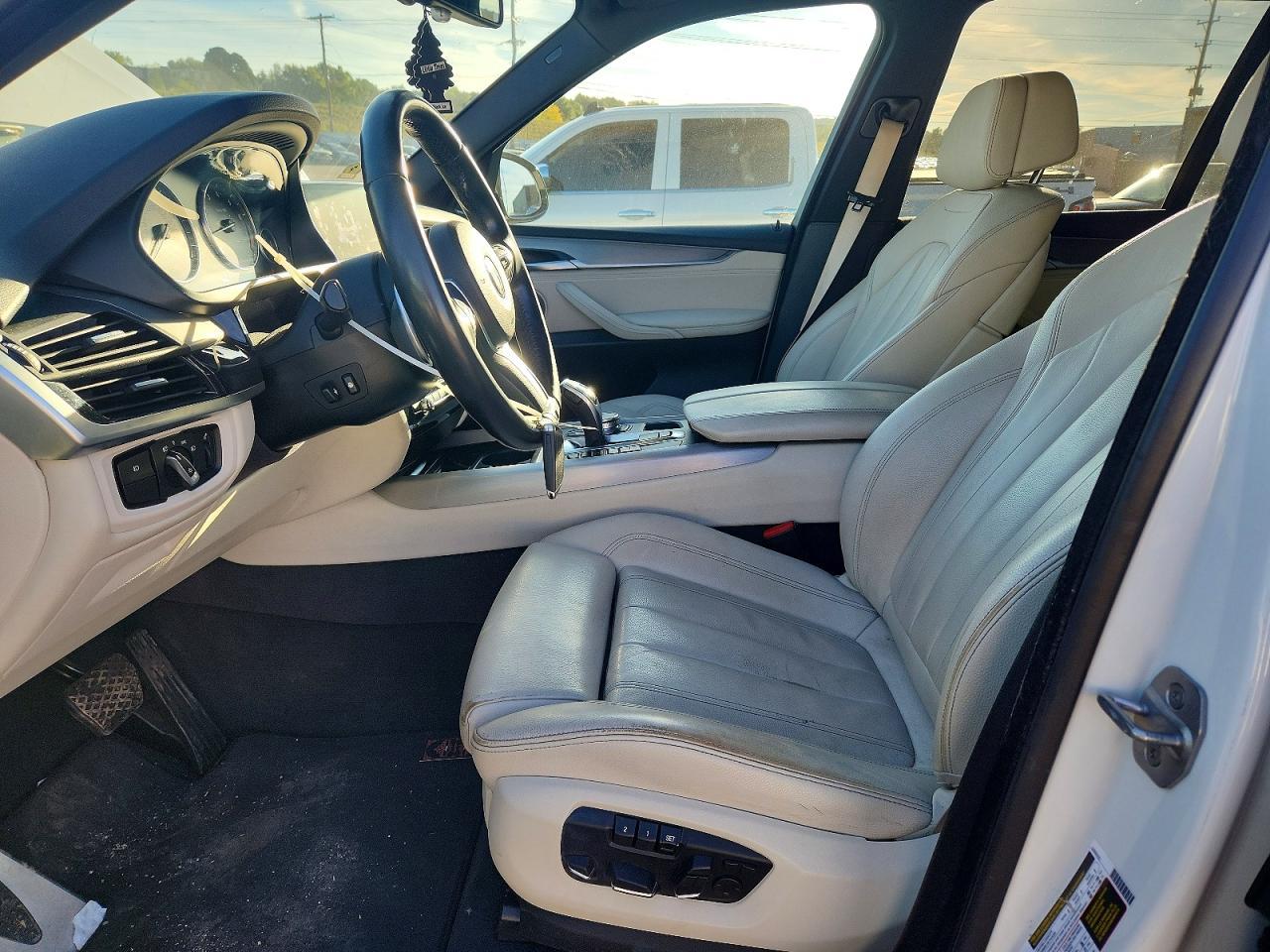2018 BMW X5 xDrive50I - zdjęcie 7