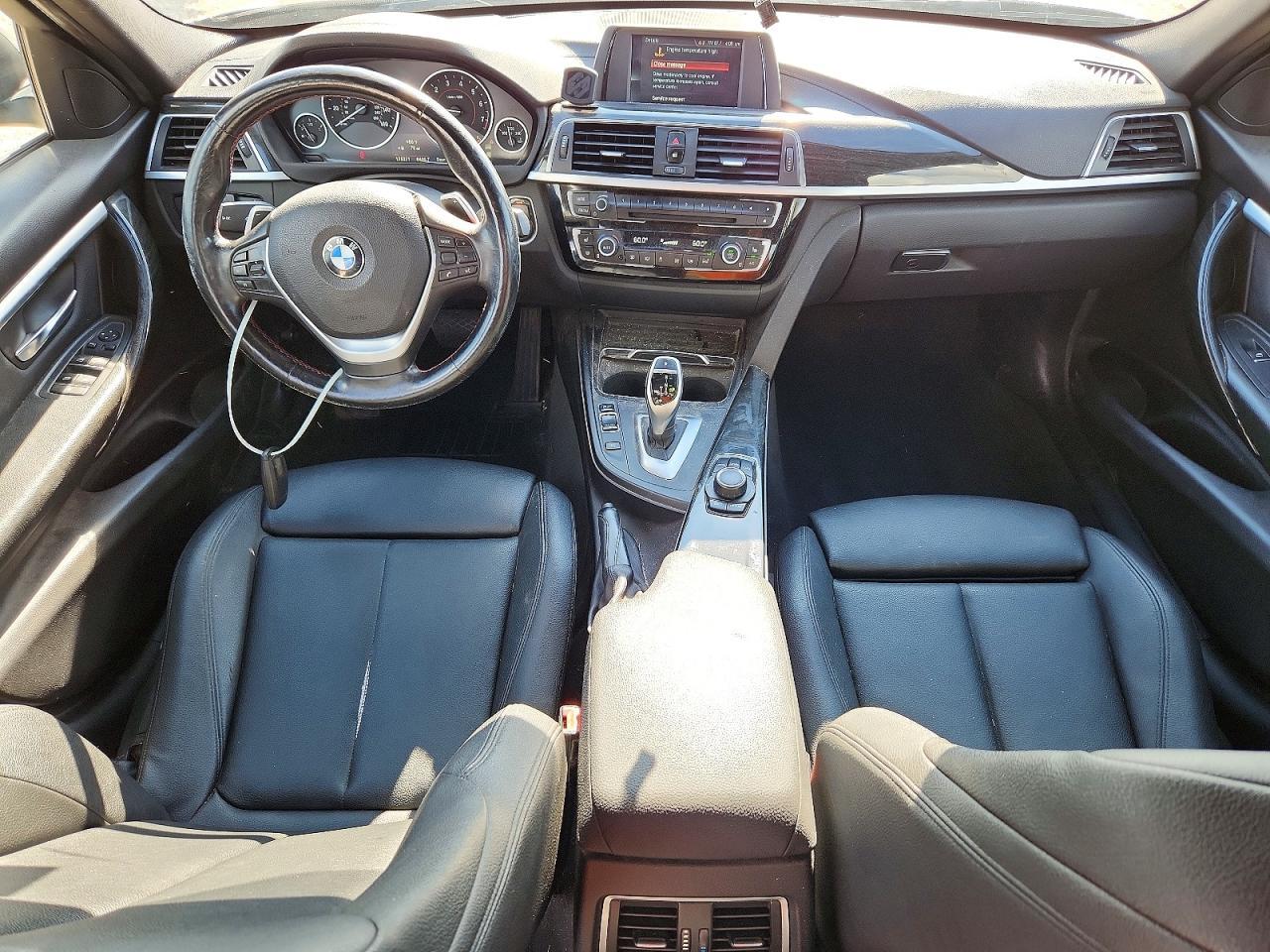 2018 BMW 330 I - zdjęcie 8