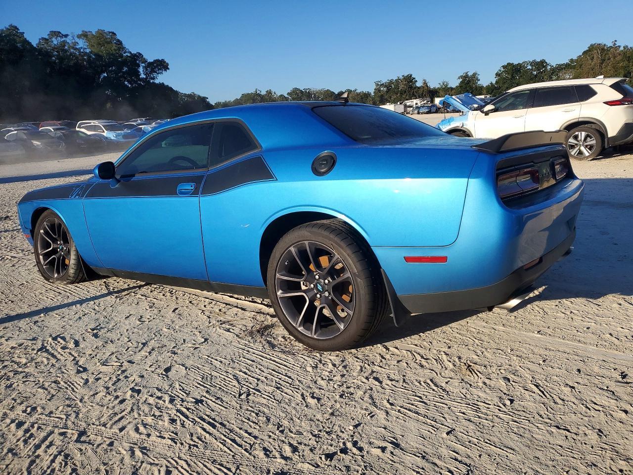 2023 Dodge Challenger R/T - zdjęcie 2