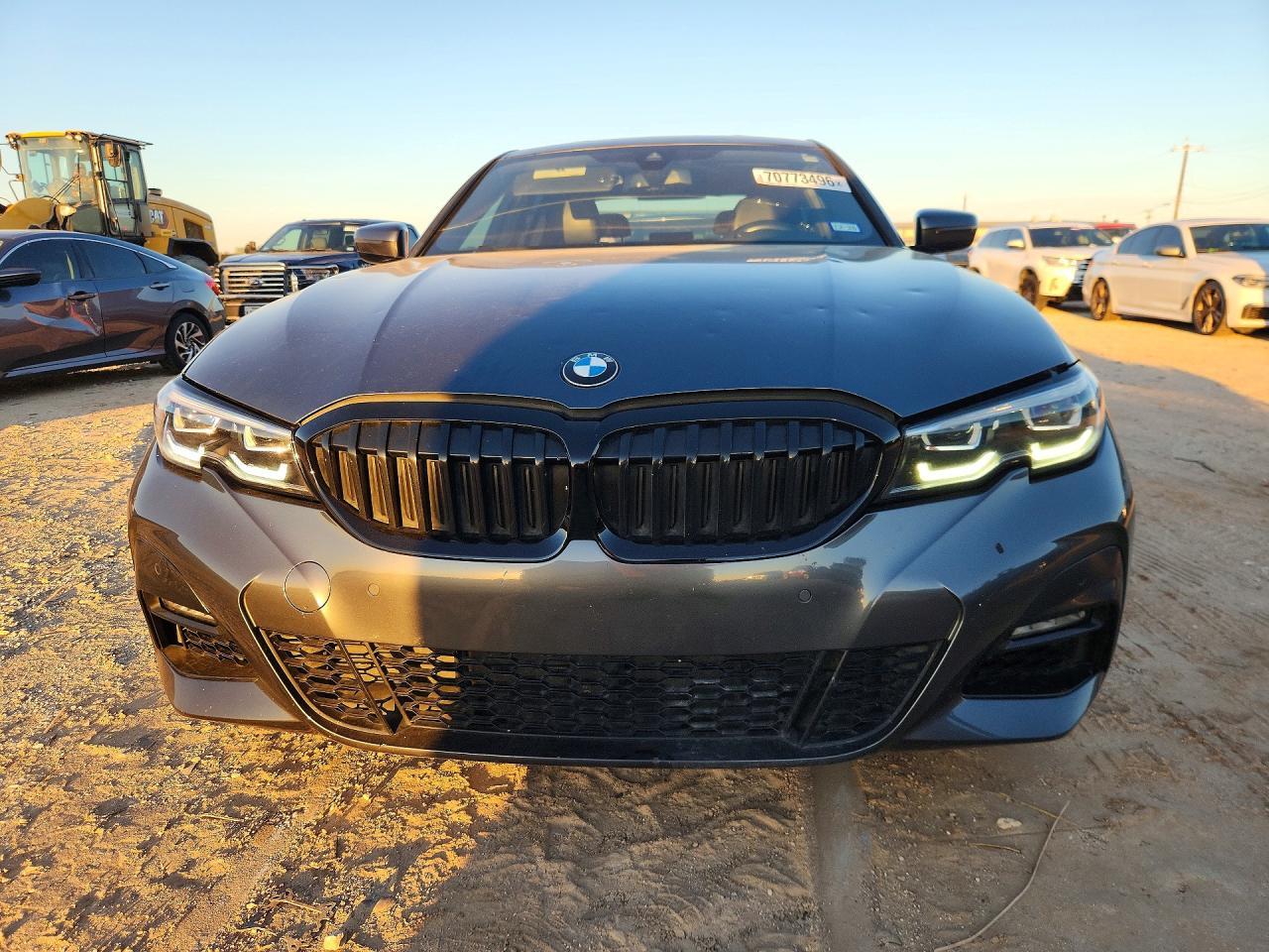 2019 BMW 330I - zdjęcie 5