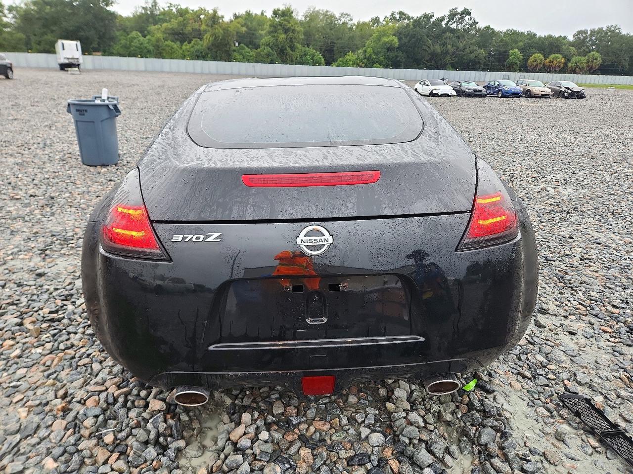 2017 Nissan 370Z Base - zdjęcie 6