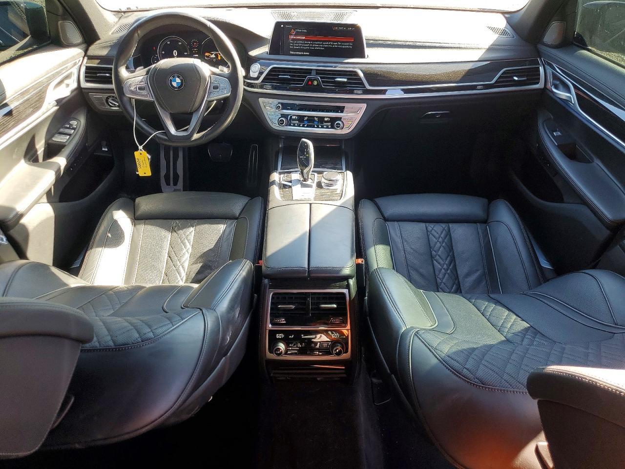 2019 BMW 750 I - zdjęcie 8