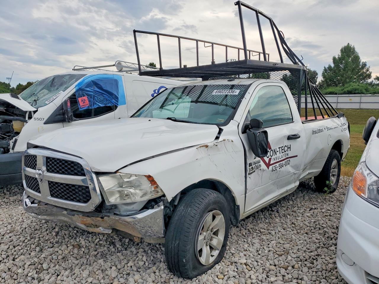 2019 Ram 1500 Classic Tradesman - zdjęcie główne