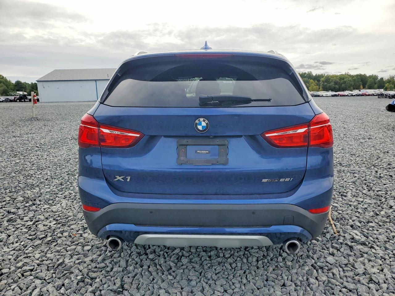 2021 BMW X1 Sdrive28I - zdjęcie 6