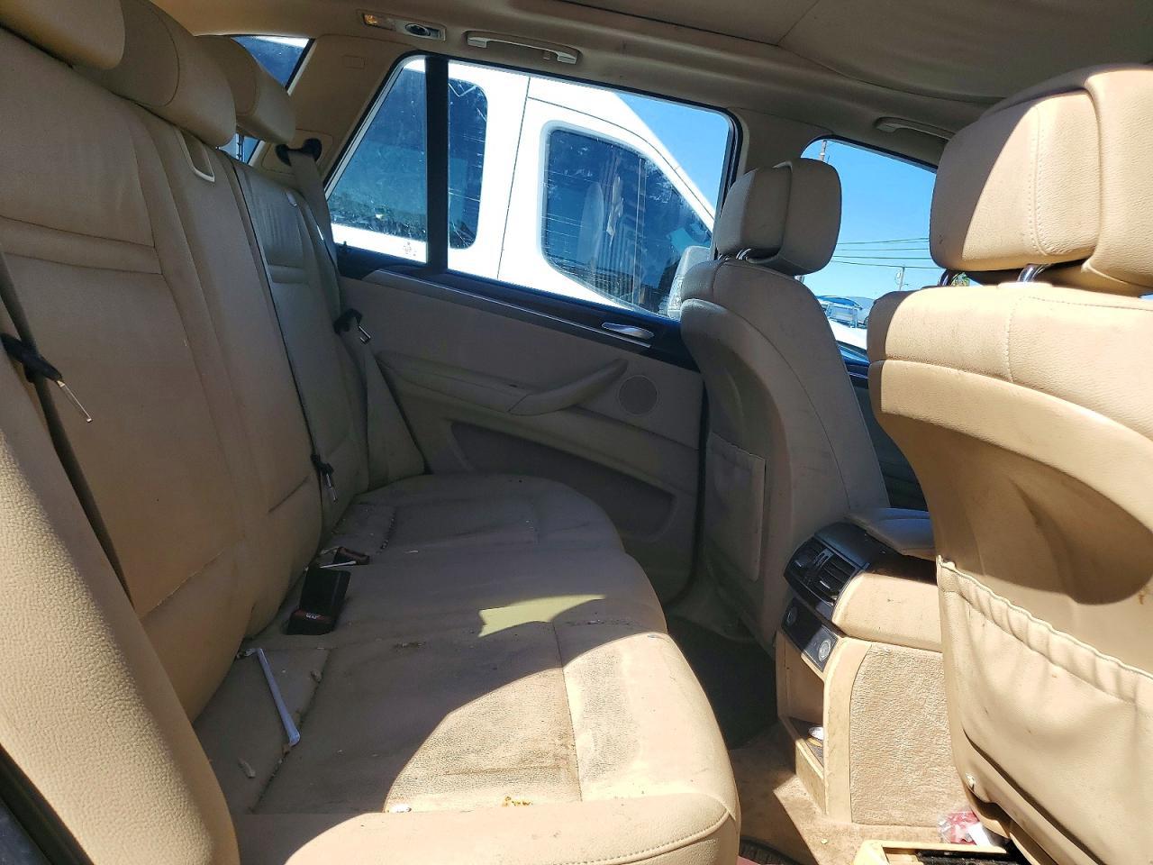 2013 BMW X5 xDrive35I - zdjęcie 11