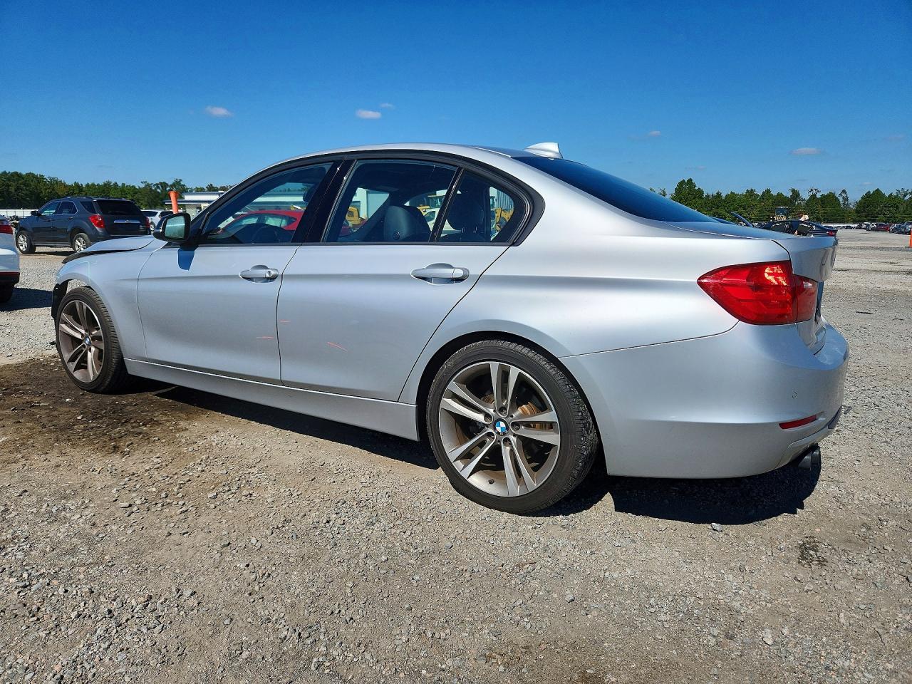 2015 BMW 328 I - zdjęcie 2