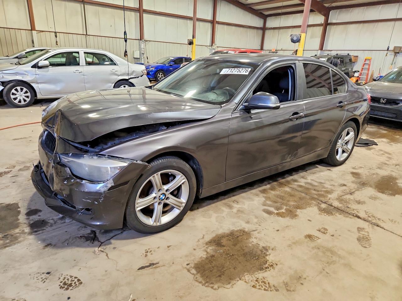 2014 BMW Seria 3 328i - zdjęcie główne