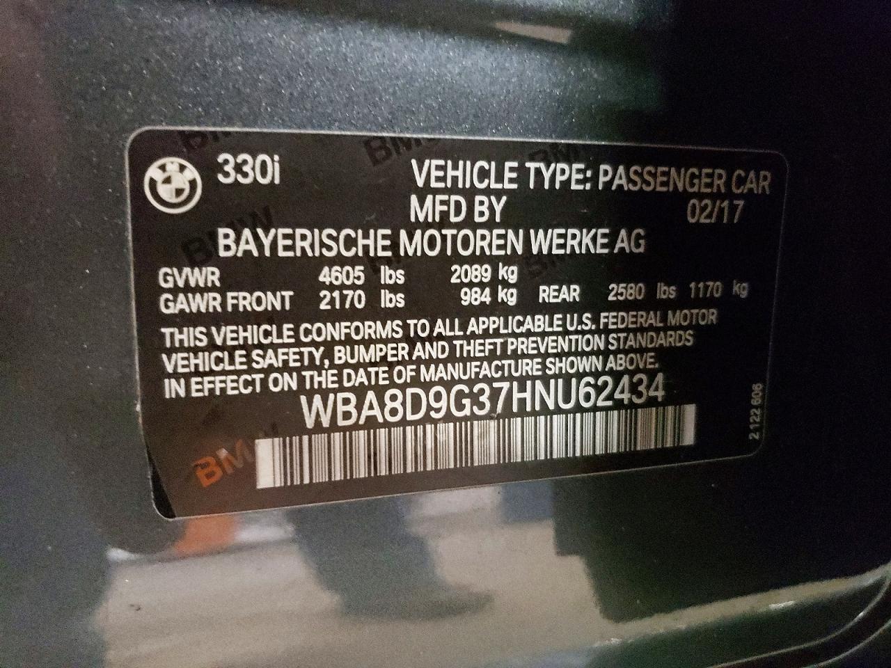 2017 BMW Seria 3 330i - zdjęcie 12