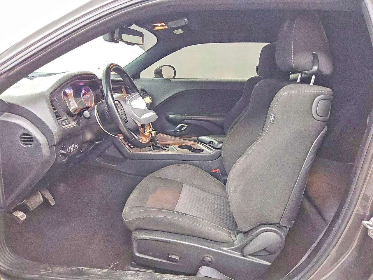 2023 Dodge Challenger Gt - zdjęcie 7