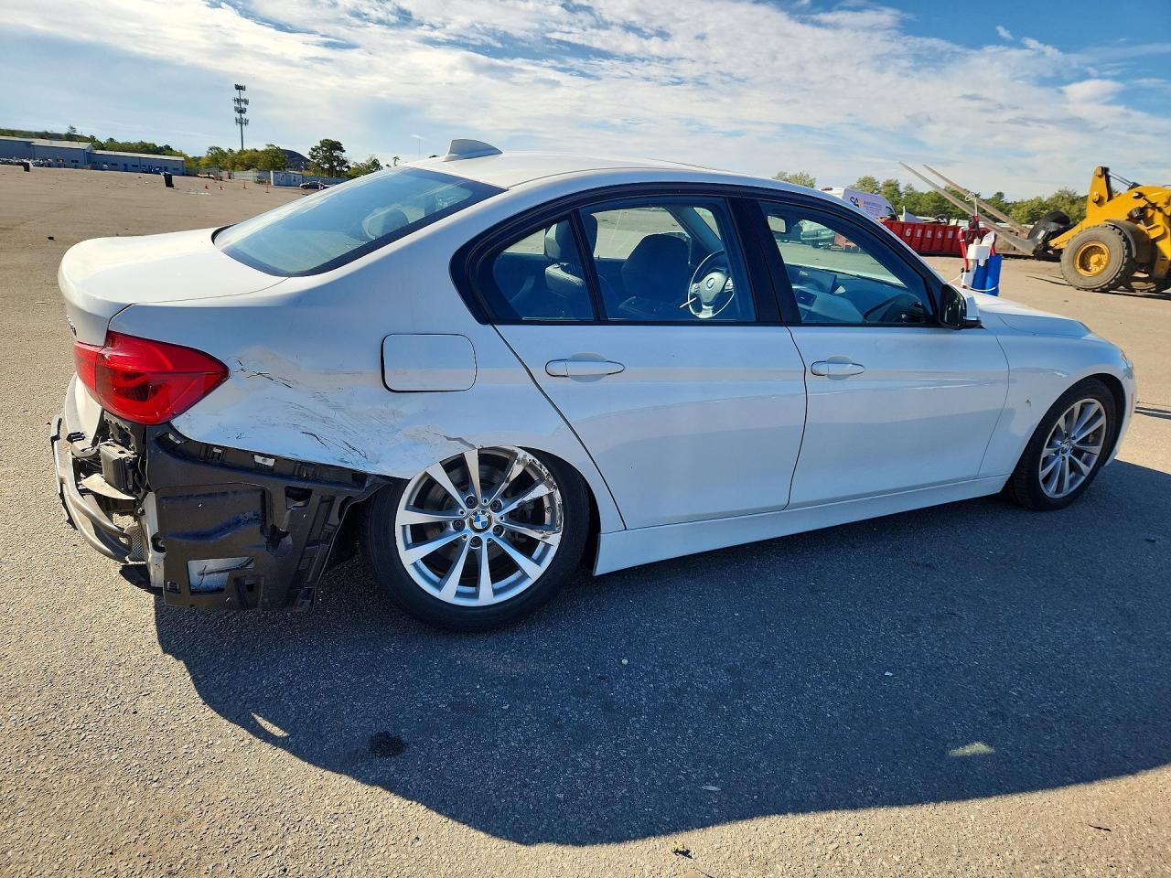 2018 BMW Seria 3 320i - zdjęcie 3