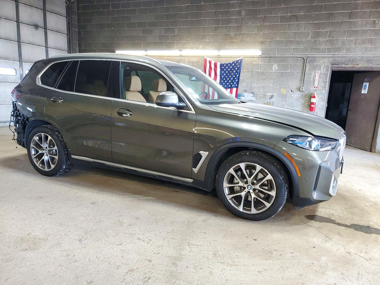 2025 BMW X5 xDrive40I - zdjęcie 4