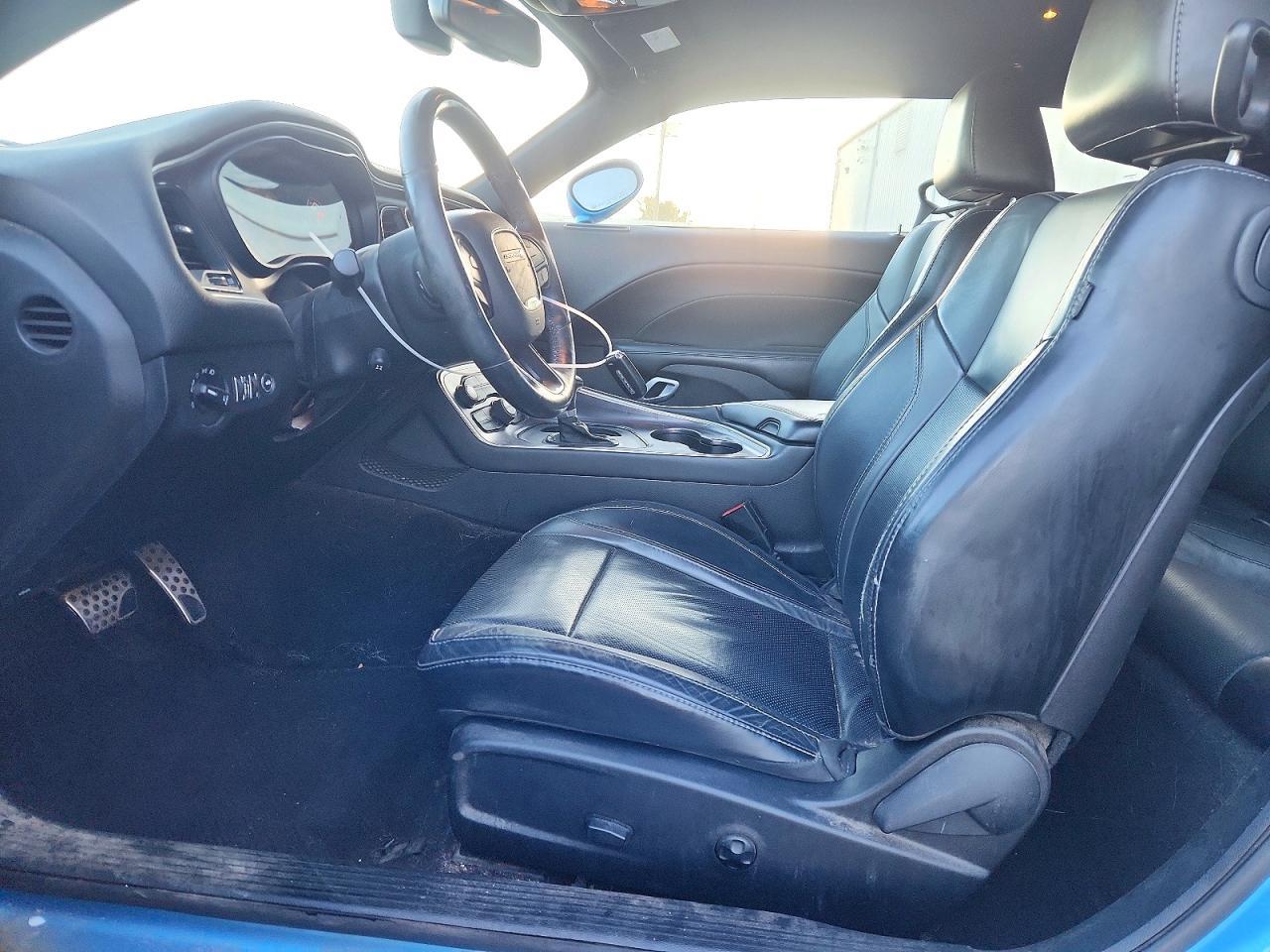 2016 Dodge Challenger Sxt - zdjęcie 7