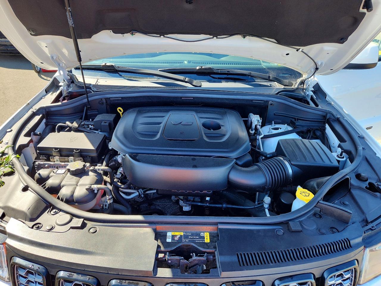 2022 Jeep Grand Cherokee Laredo E - zdjęcie 12