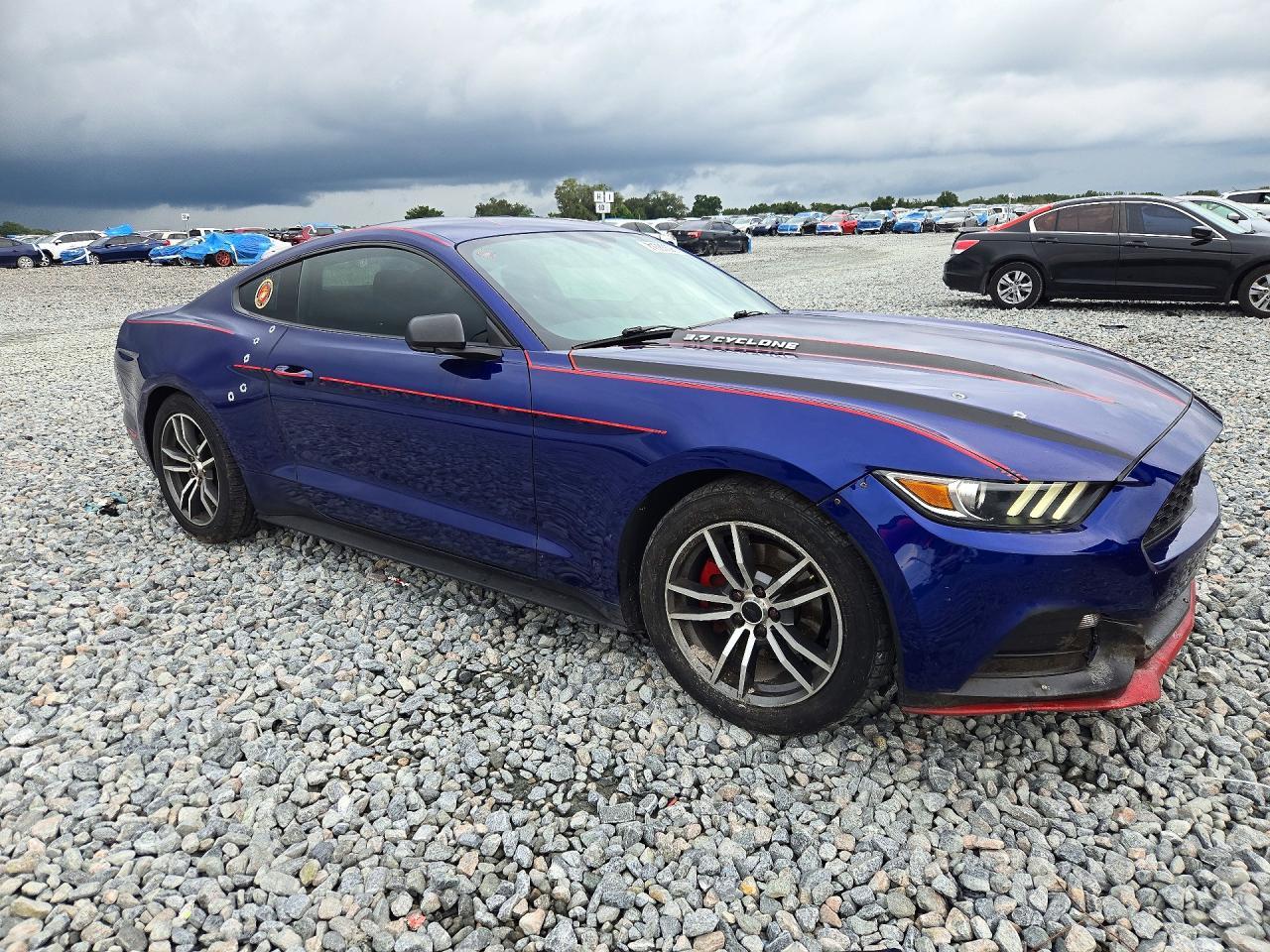 2016 Ford Mustang - zdjęcie 4