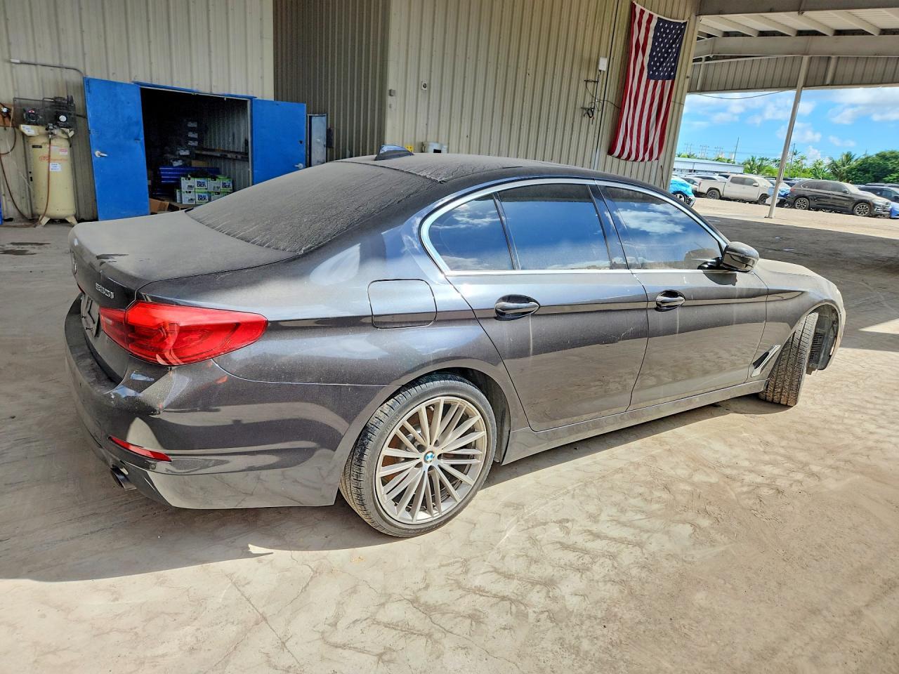 2019 BMW Seria 5 530i - zdjęcie 3