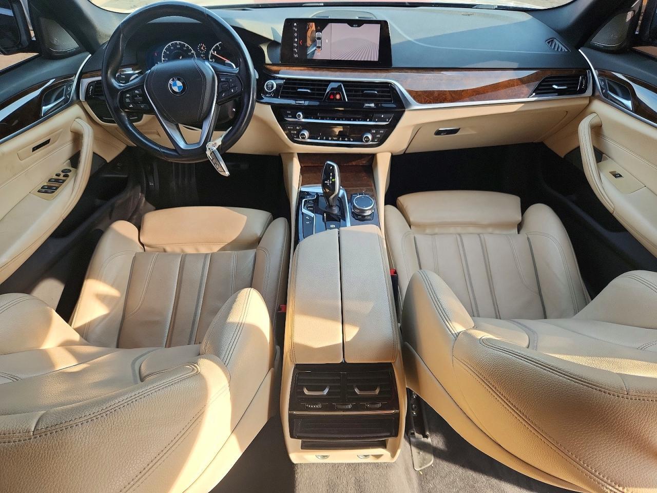 2019 BMW 530 I - zdjęcie 8