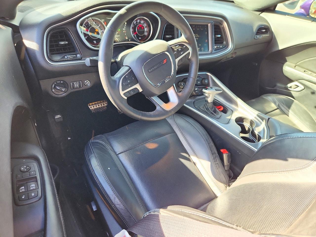 2016 Dodge Challenger Sxt - zdjęcie 8