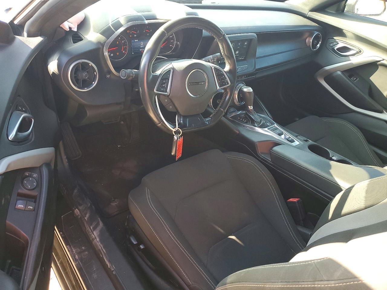 2019 Chevrolet Camaro Ls - zdjęcie 8
