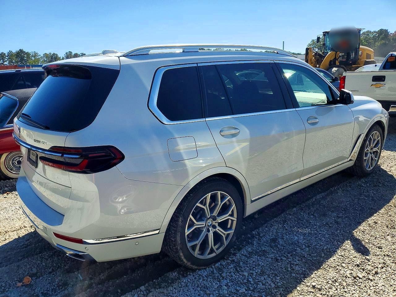 2023 BMW X7 xDrive40I - zdjęcie 3