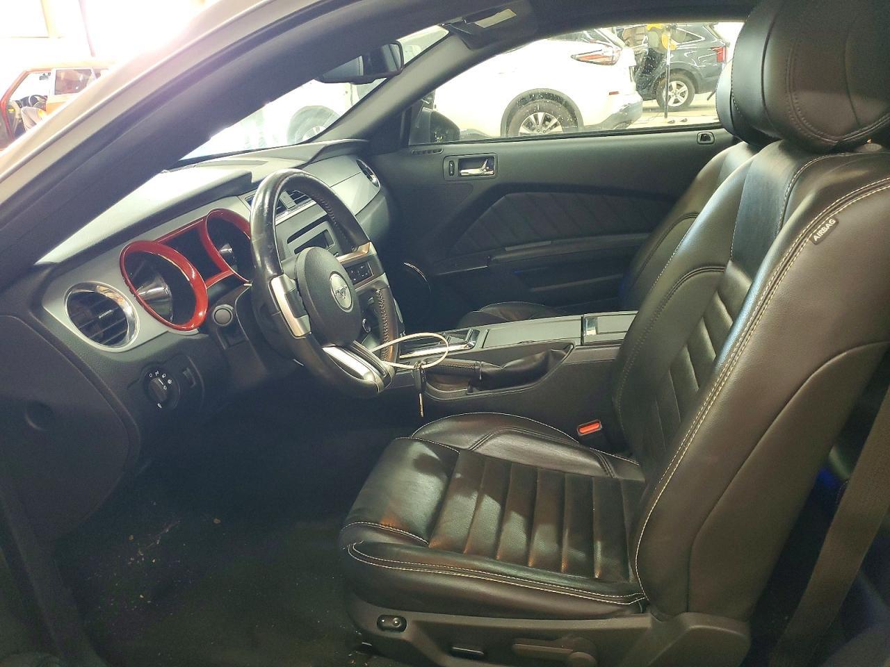 2014 Ford Mustang Base - zdjęcie 7