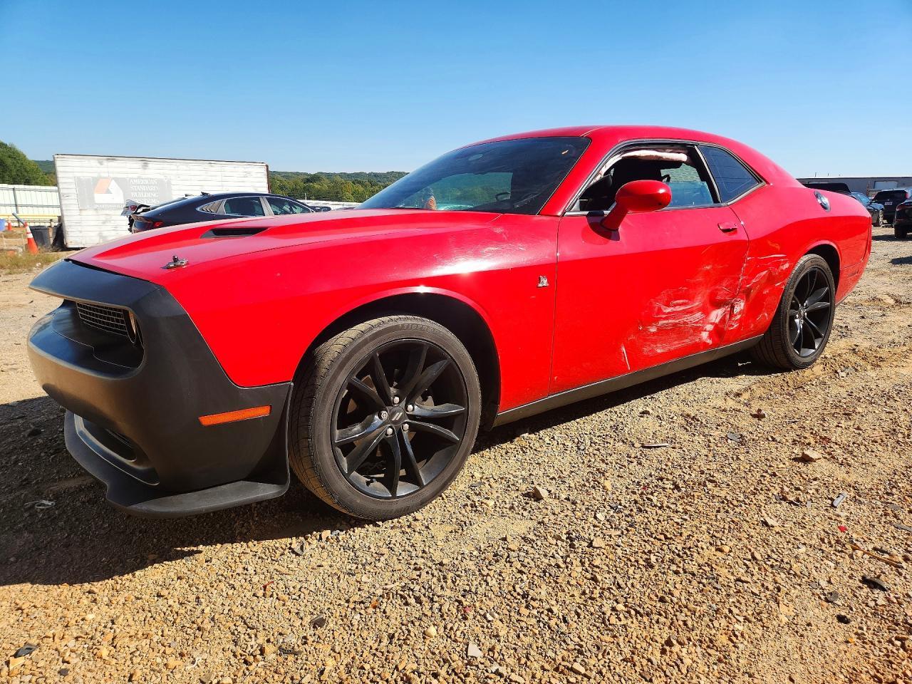 2018 Dodge Challenger - zdjęcie główne