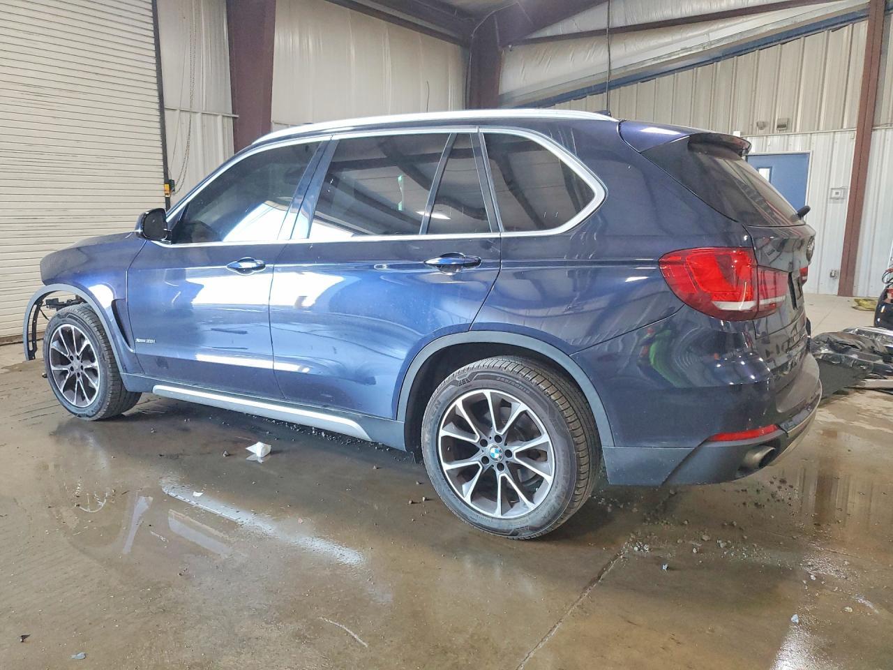 2017 BMW X5 xDrive35I - zdjęcie 2