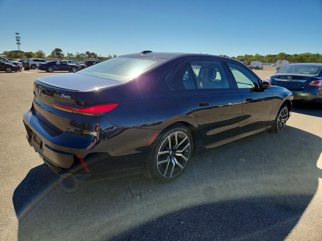 2025 BMW Seria 7 740i - zdjęcie 3