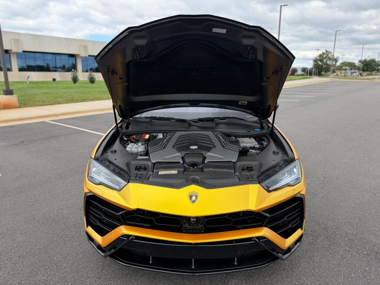 2019 Lamborghini Urus - zdjęcie 7