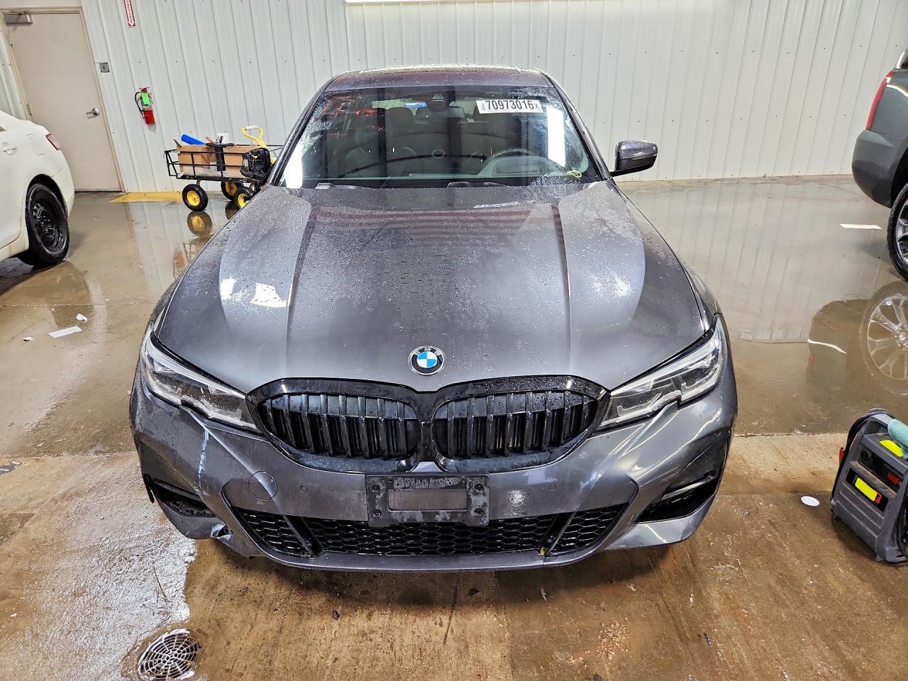 2019 BMW Seria 3 330i - zdjęcie 5