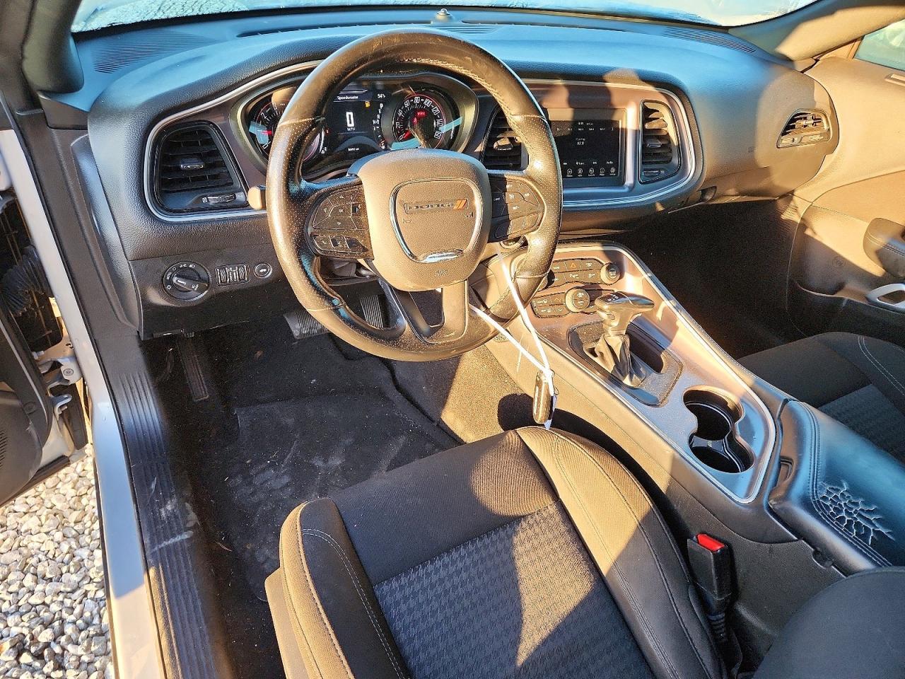 2021 Dodge Challenger Sxt - zdjęcie 8