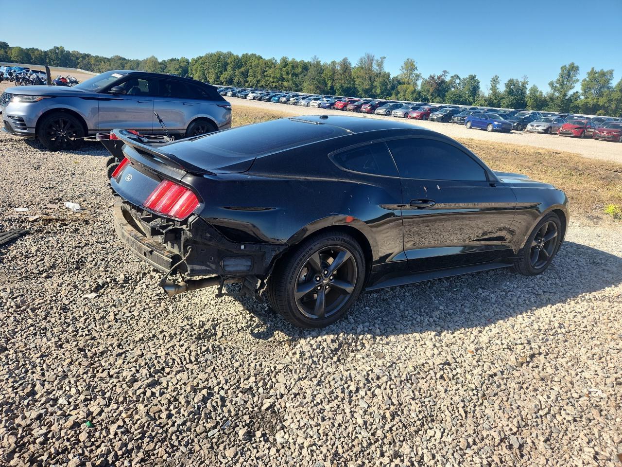 2017 Ford Mustang - zdjęcie 3