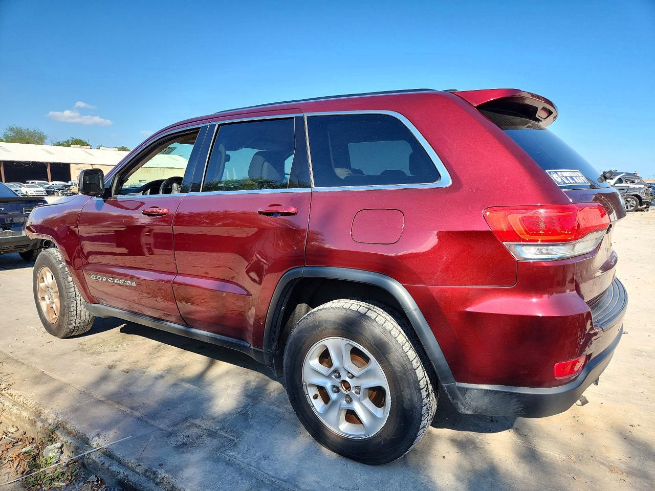2017 Jeep Grand Cherokee Laredo - zdjęcie 2