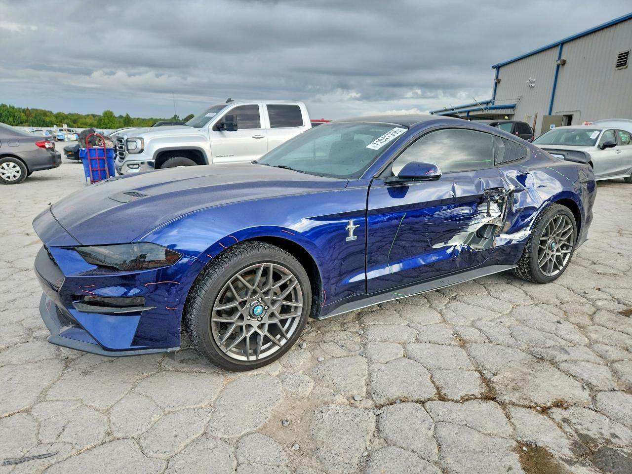 2019 Ford Mustang - zdjęcie główne