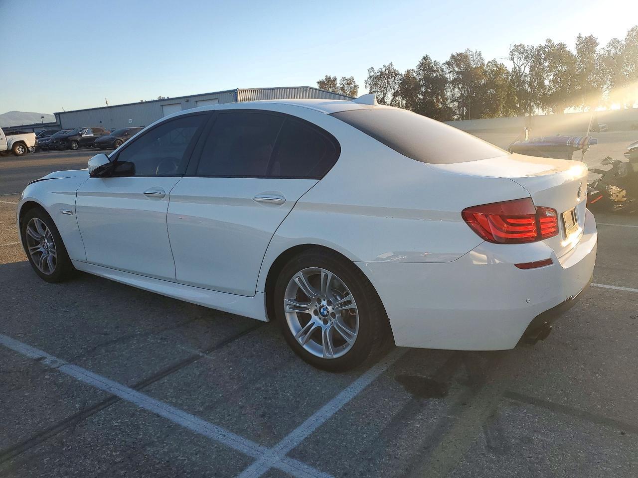 2013 BMW 528 I - zdjęcie 2