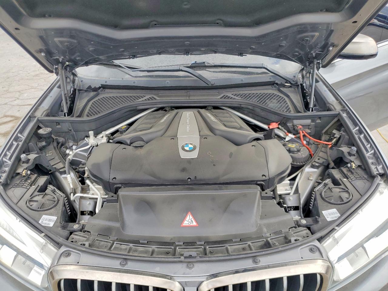 2019 BMW X6 xDrive50I - zdjęcie 12