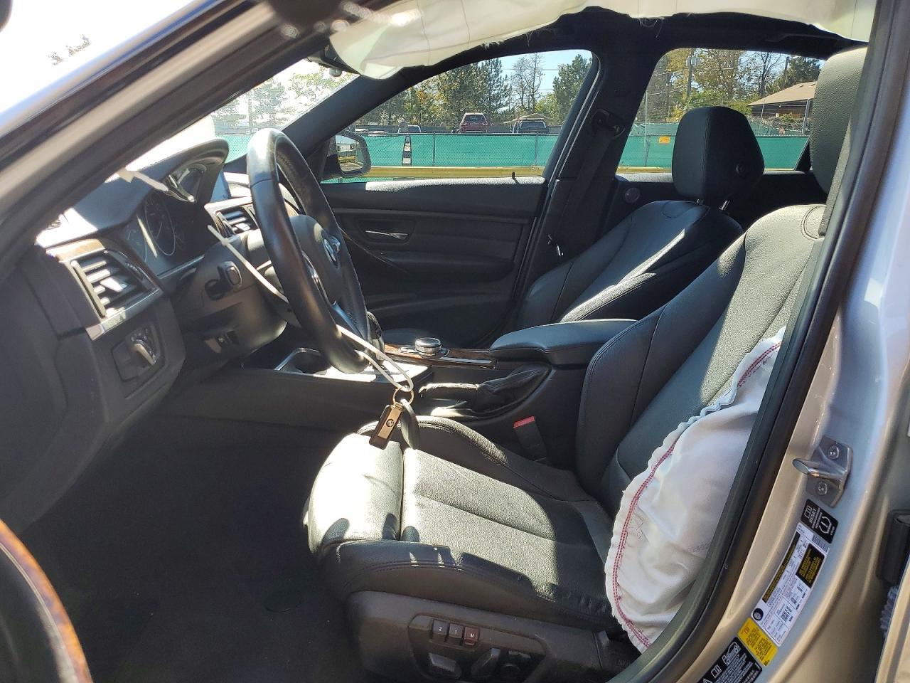 2014 BMW Seria 3 335i - zdjęcie 7