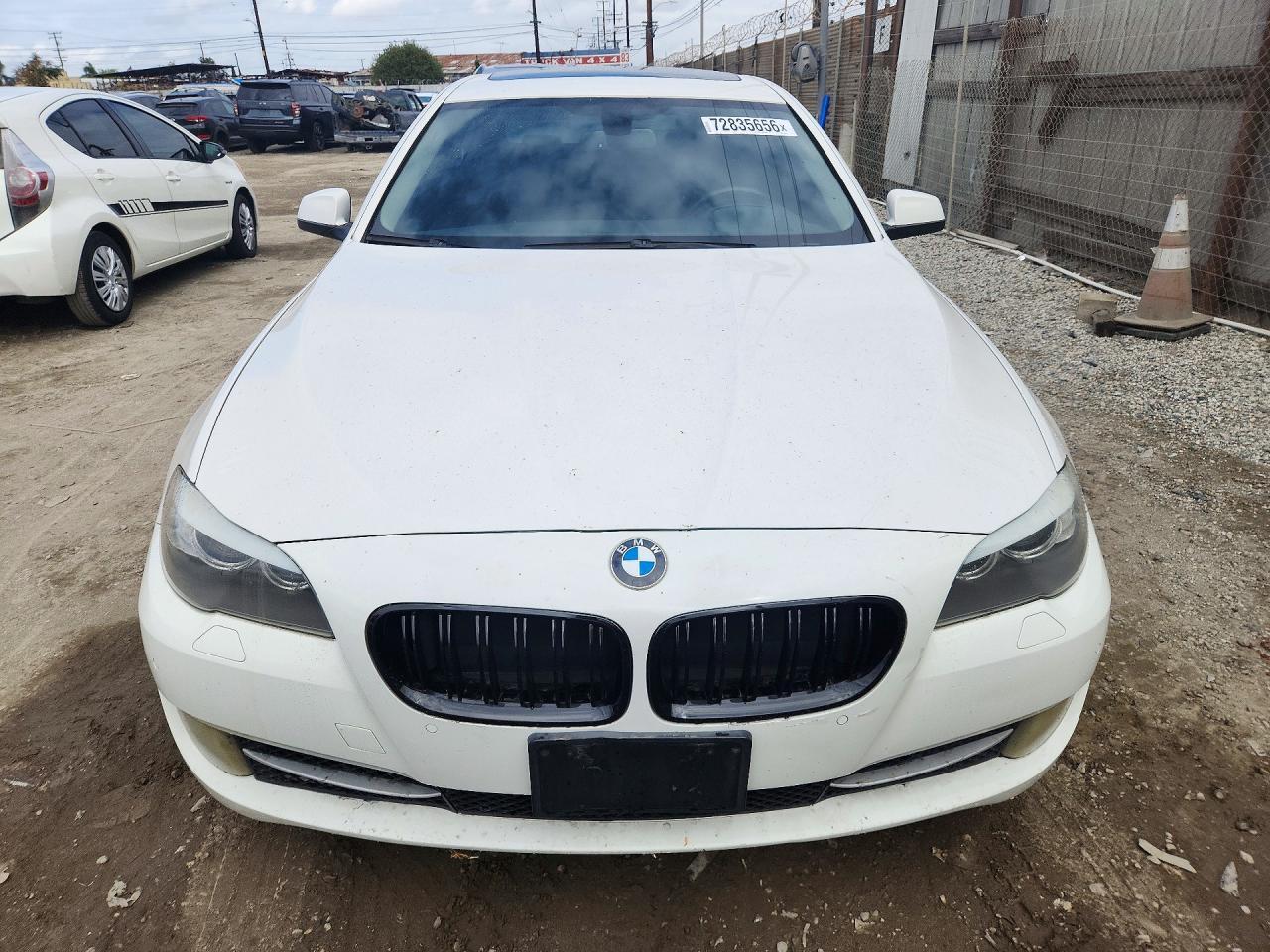2013 BMW 528 I - zdjęcie 5