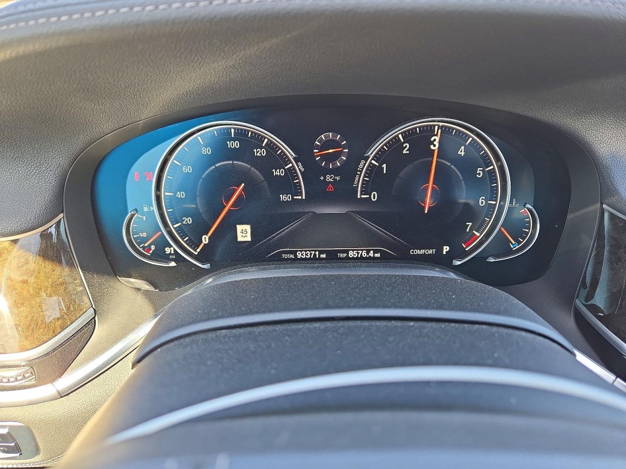 2018 BMW Seria 7 B7 - zdjęcie 9