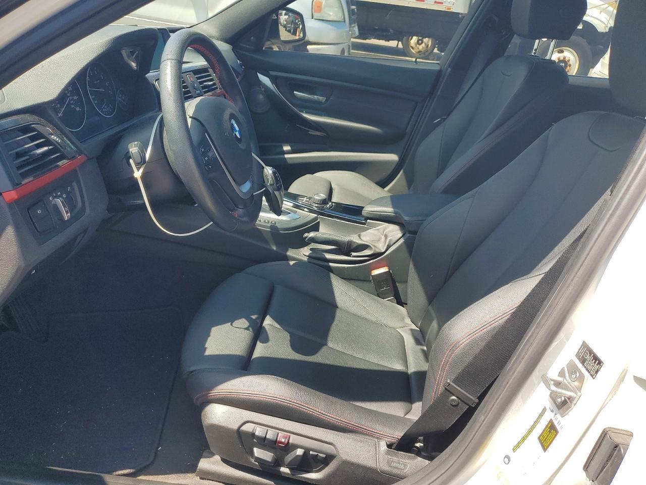 2013 BMW 328 I - zdjęcie 7