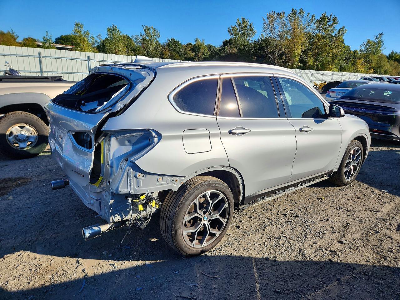2021 BMW X1 xDrive28I - zdjęcie 3