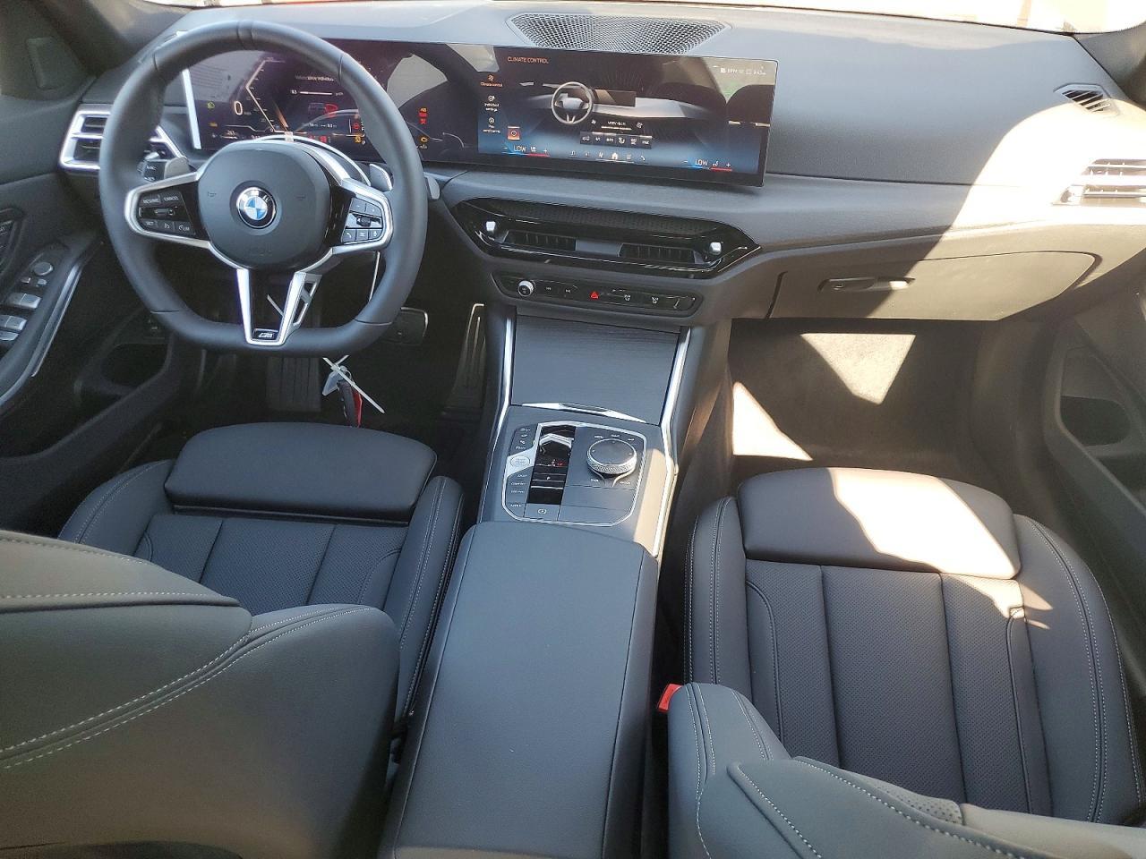 2026 BMW 330I - zdjęcie 8