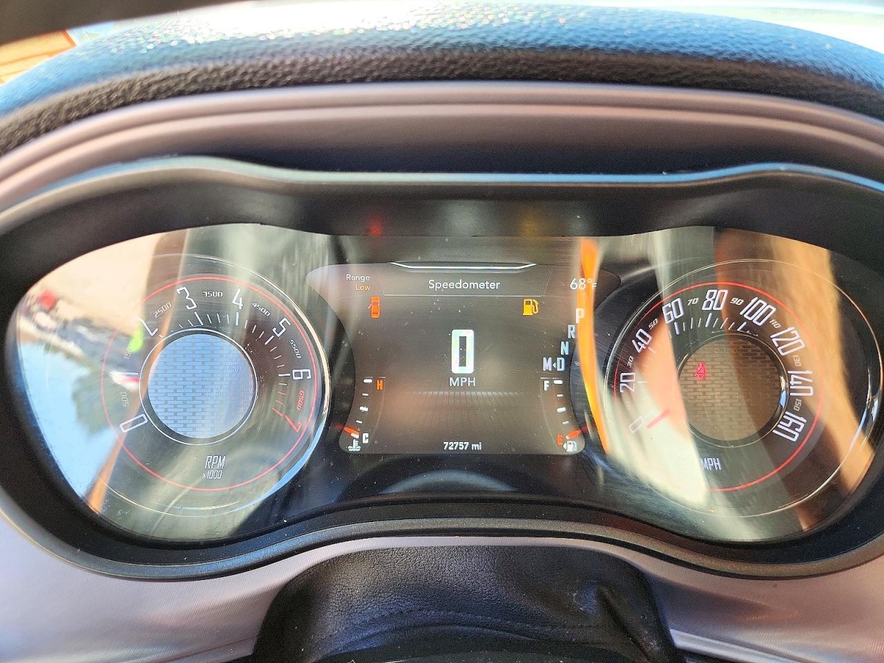 2023 Dodge Challenger Sxt - zdjęcie 9
