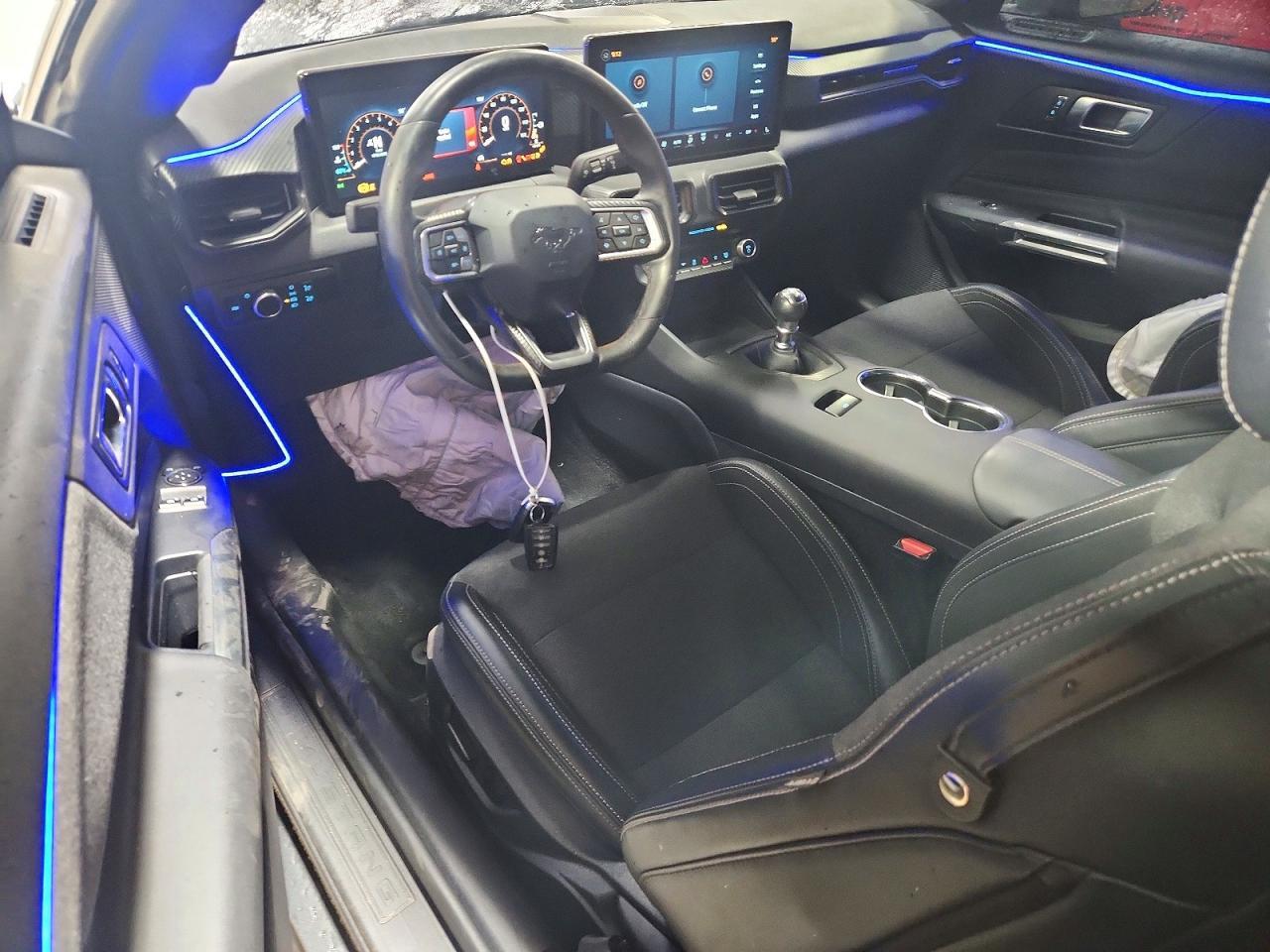 2025 Ford Mustang Gt - zdjęcie 8