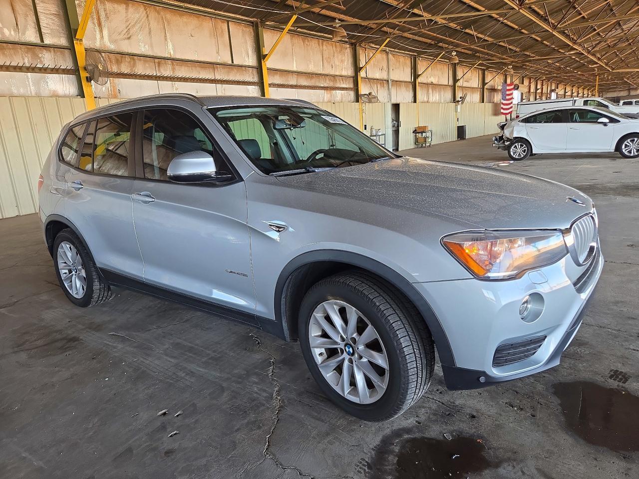 2017 BMW X3 Sdrive28I - zdjęcie 4
