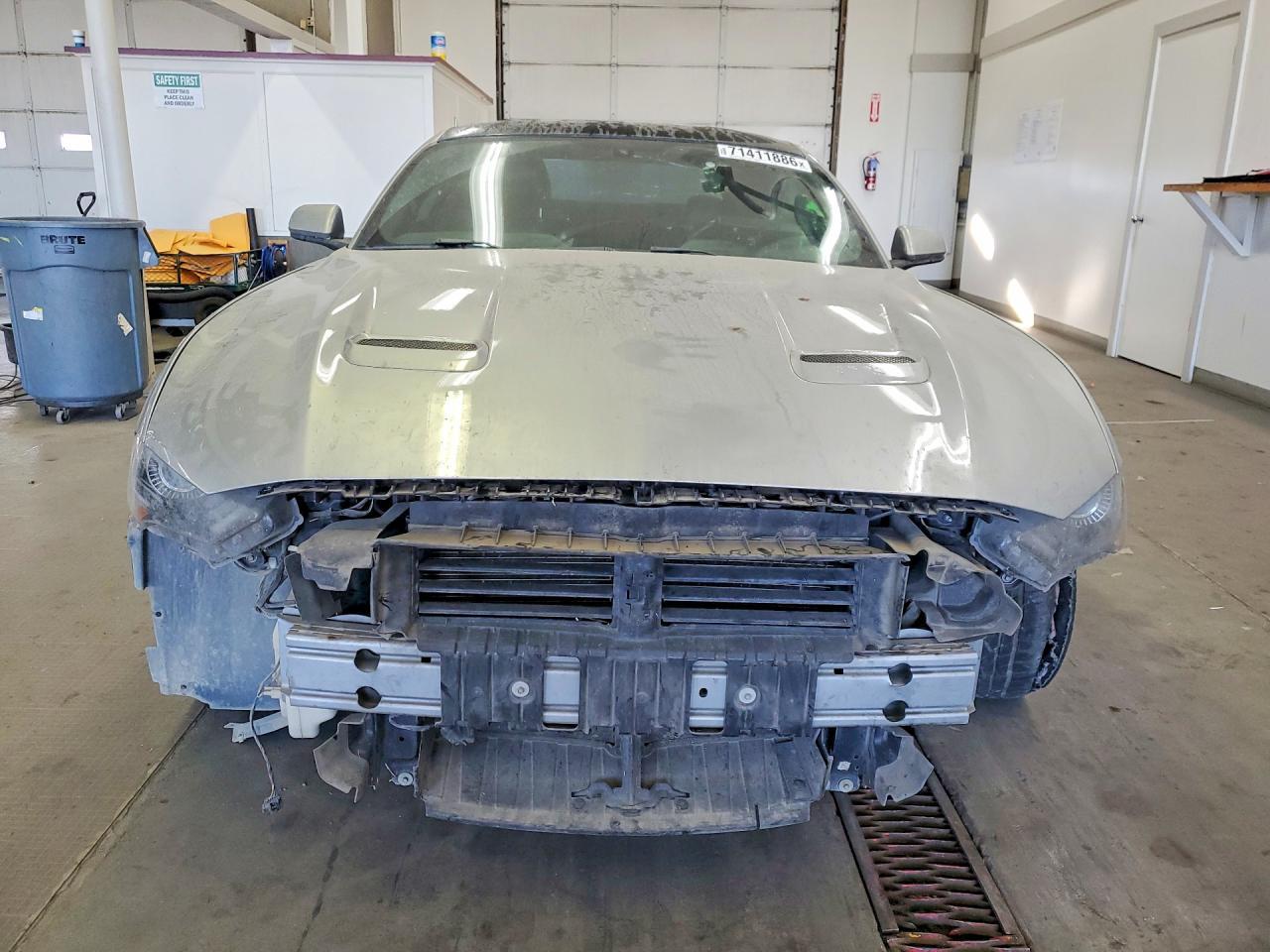 2020 Ford Mustang - zdjęcie 5