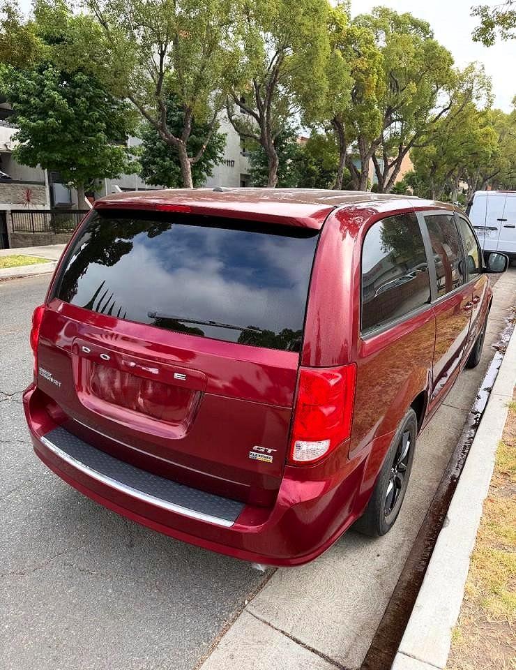 2019 Dodge Grand Caravan Gt - zdjęcie 4